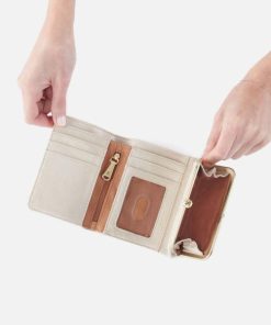 Newbeac.shopc5d8c034cf 2