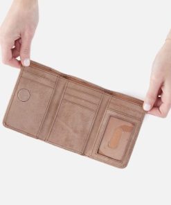 Newbeac.shopfbd3b8a887 2